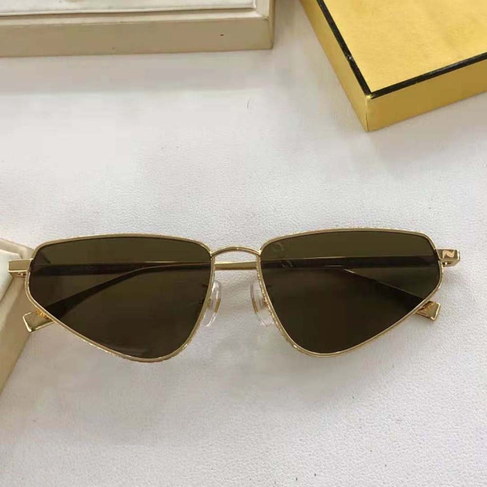 Fendi Women FF Sunglasses with Gray Lenses - image 4