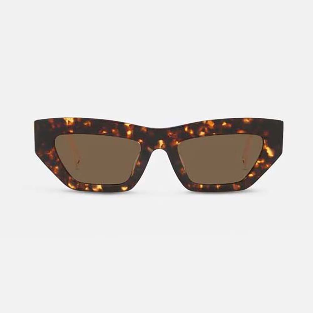 Close-up on gold logo detail of Versace Women 90s Vintage Logo Cat-Eye Sunglasses-Brown