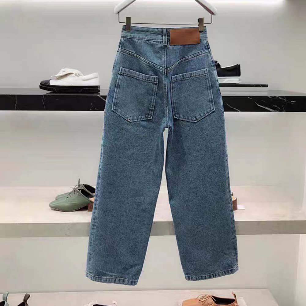 Back detail showing leather patch on Loewe cropped jeans