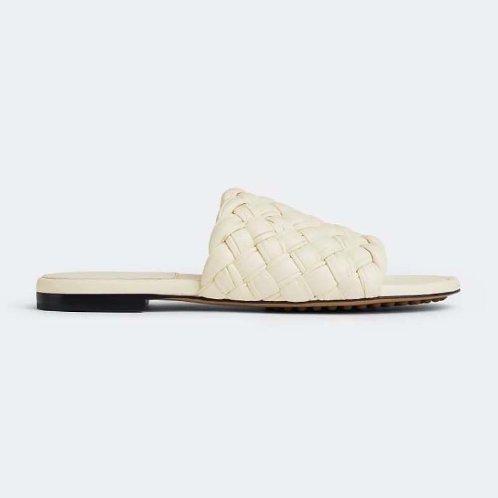 Side view of Bottega Veneta Women Dot Wave Intreccio Pleated Leather Flat Sandals-White