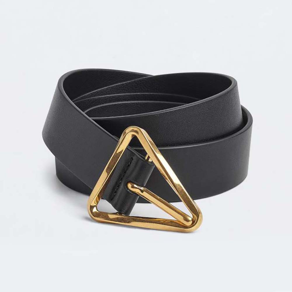 Front view of Bottega Veneta Women Grasp Belt in Black calfskin leather