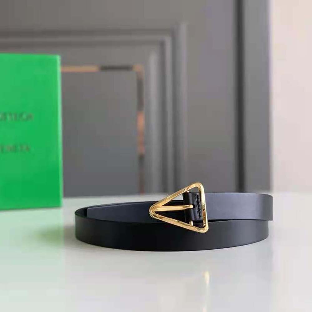 Side angle showing slim silhouette of Bottega Veneta Women Grasp Belt