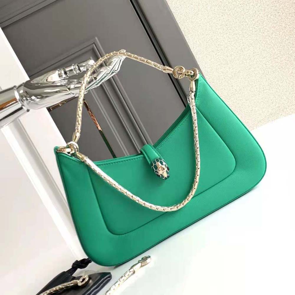 Close-up of signature serpenti snakehead clasp on Bvlgari Women Serpenti Baia Small Shoulder Bag