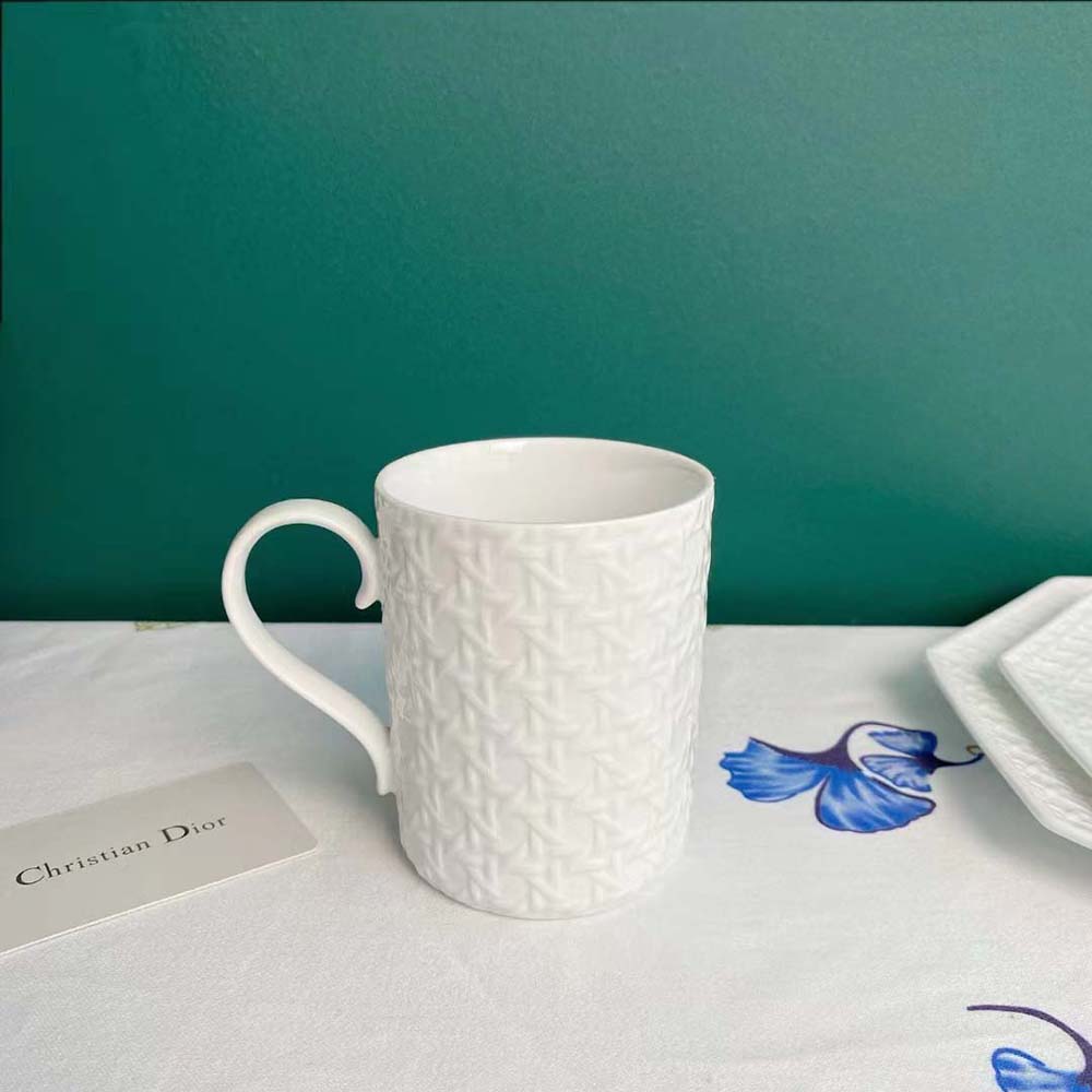 Close-up of Cannage quilted texture on Dior Unisex Mug White Miss Dior Cannage