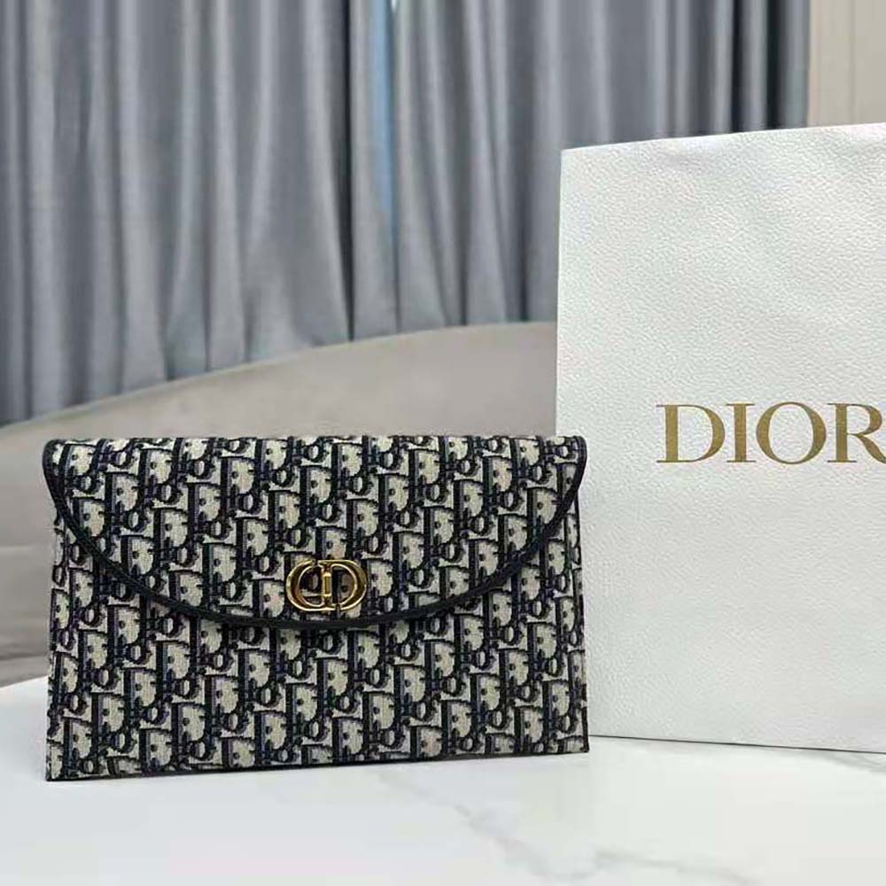 Close-up detail of flap and silver-tone hardware on Dior Women 30 Montaigne Avenue Pouch