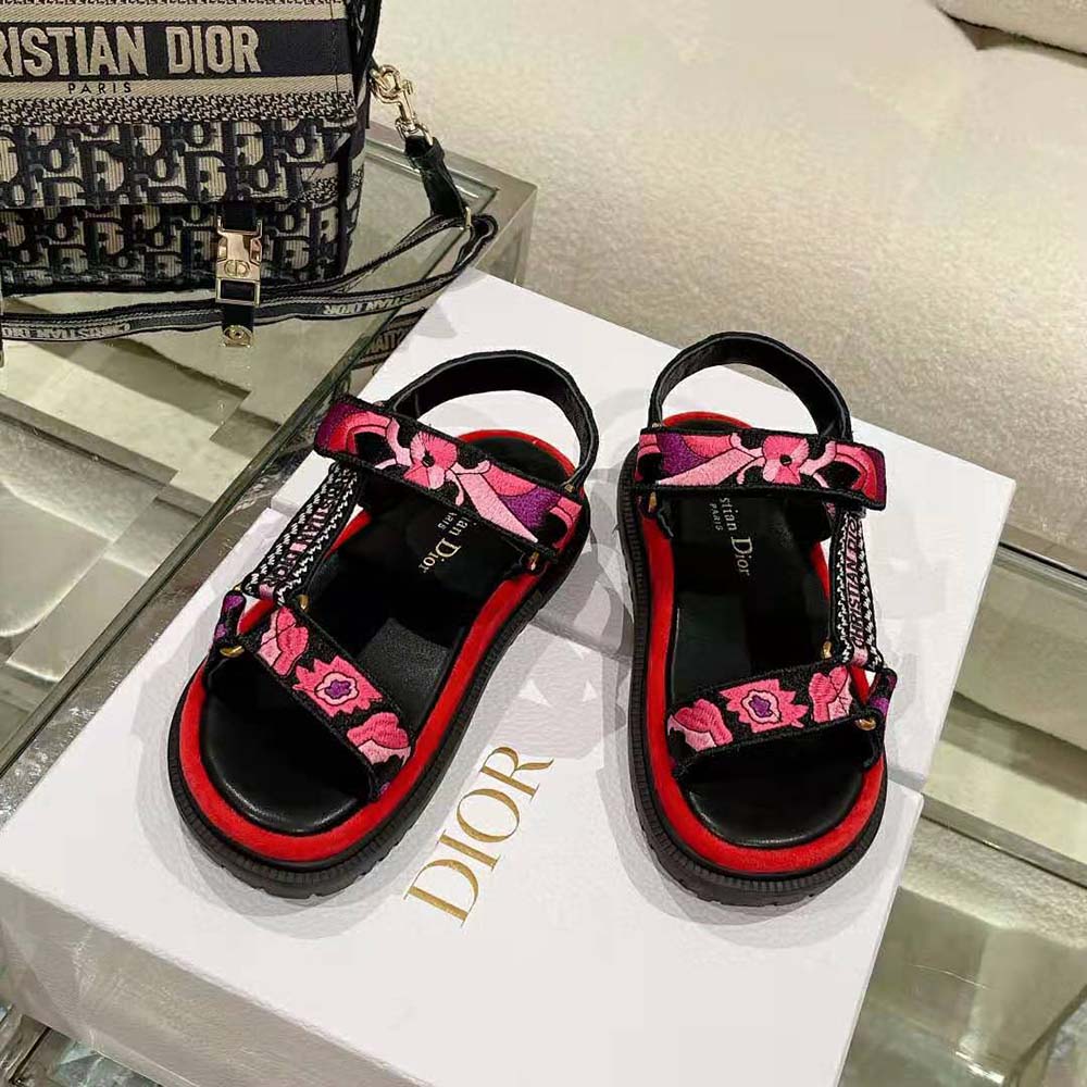 Top view showing slip-on silhouette of Dior Women D-wave Sandal in pink