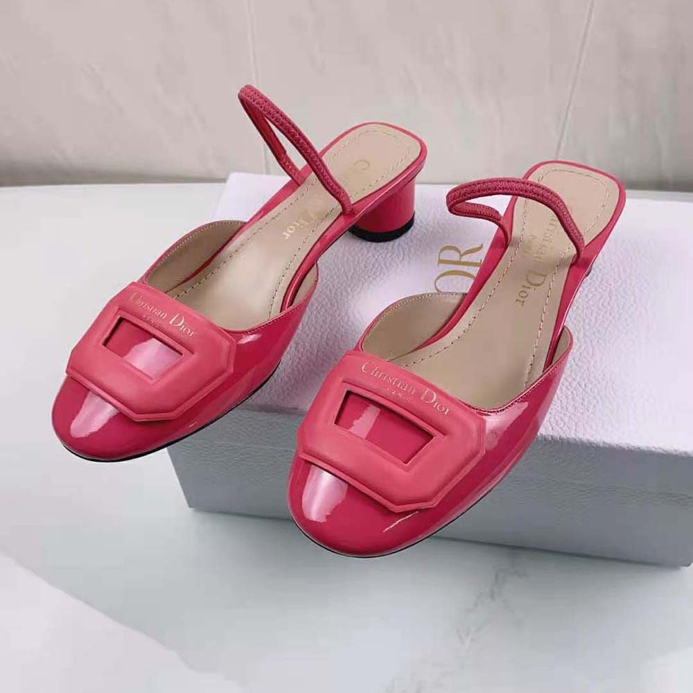 Close-up of pink patent calfskin and Dior logo hardware detail