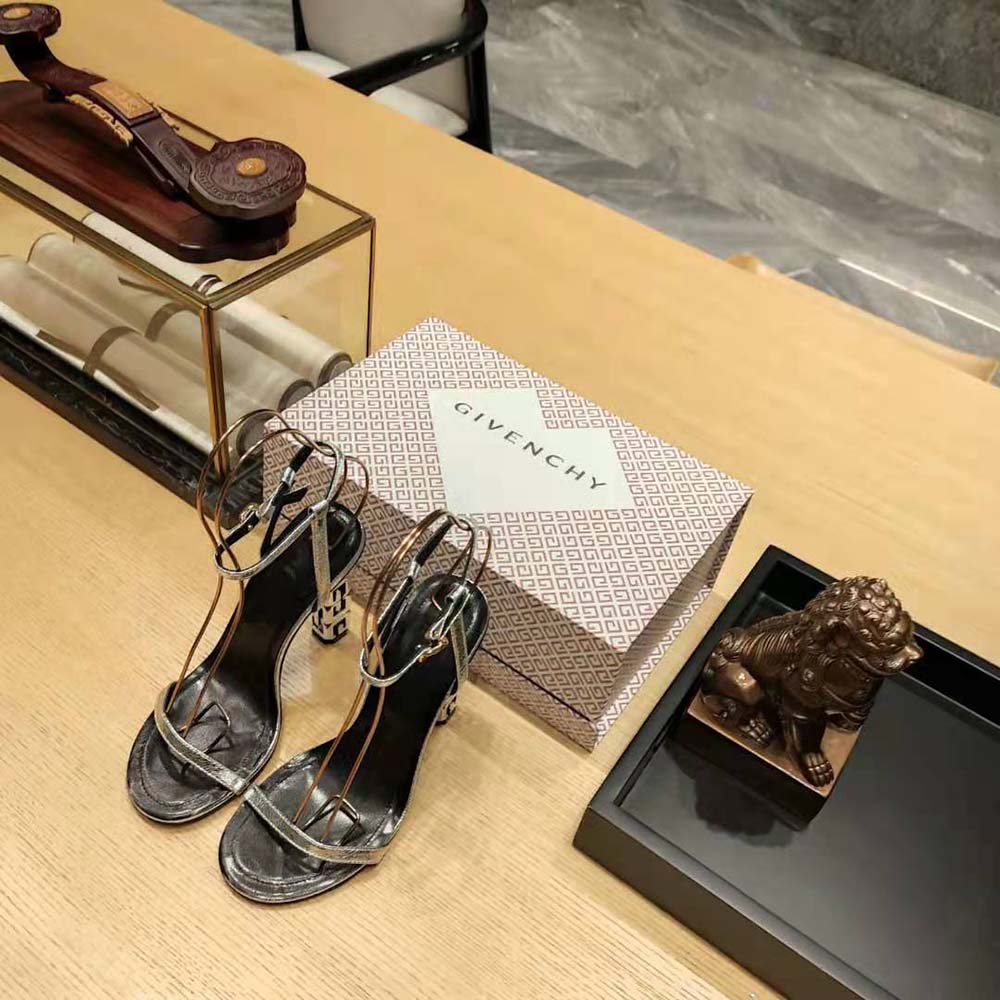 Givenchy Women G Cube Sandals in Leather-Silver - image 4