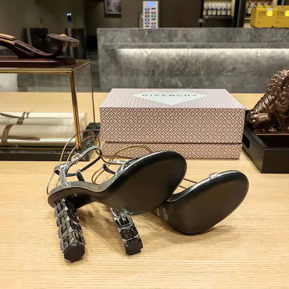 Givenchy Women G Cube Sandals in Leather-Silver - image 10