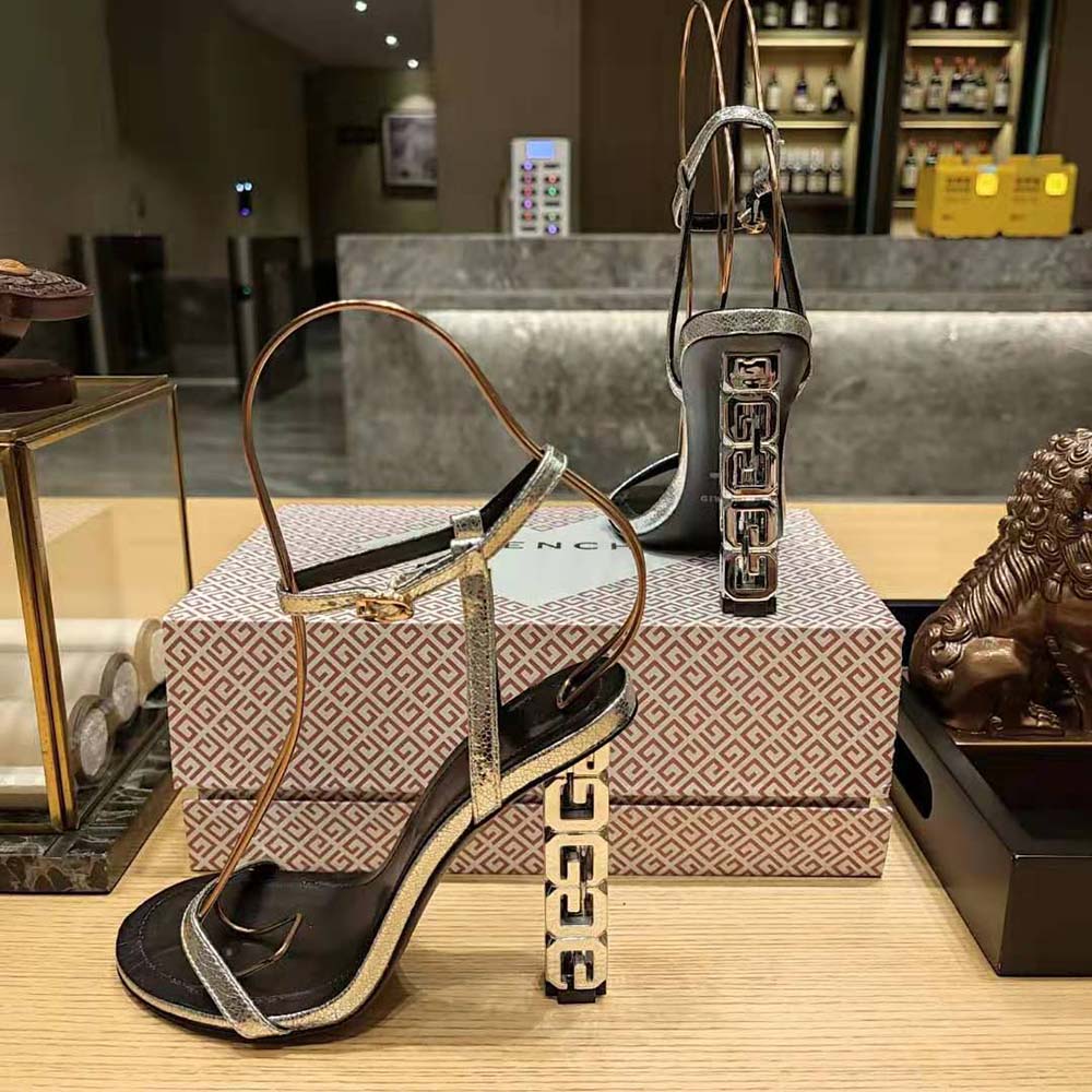 Givenchy Women G Cube Sandals in Leather-Silver - image 7