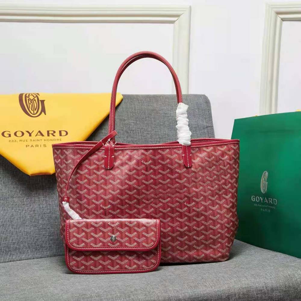 Close-up of signature chevron print and gold hardware on Sac Artois MM