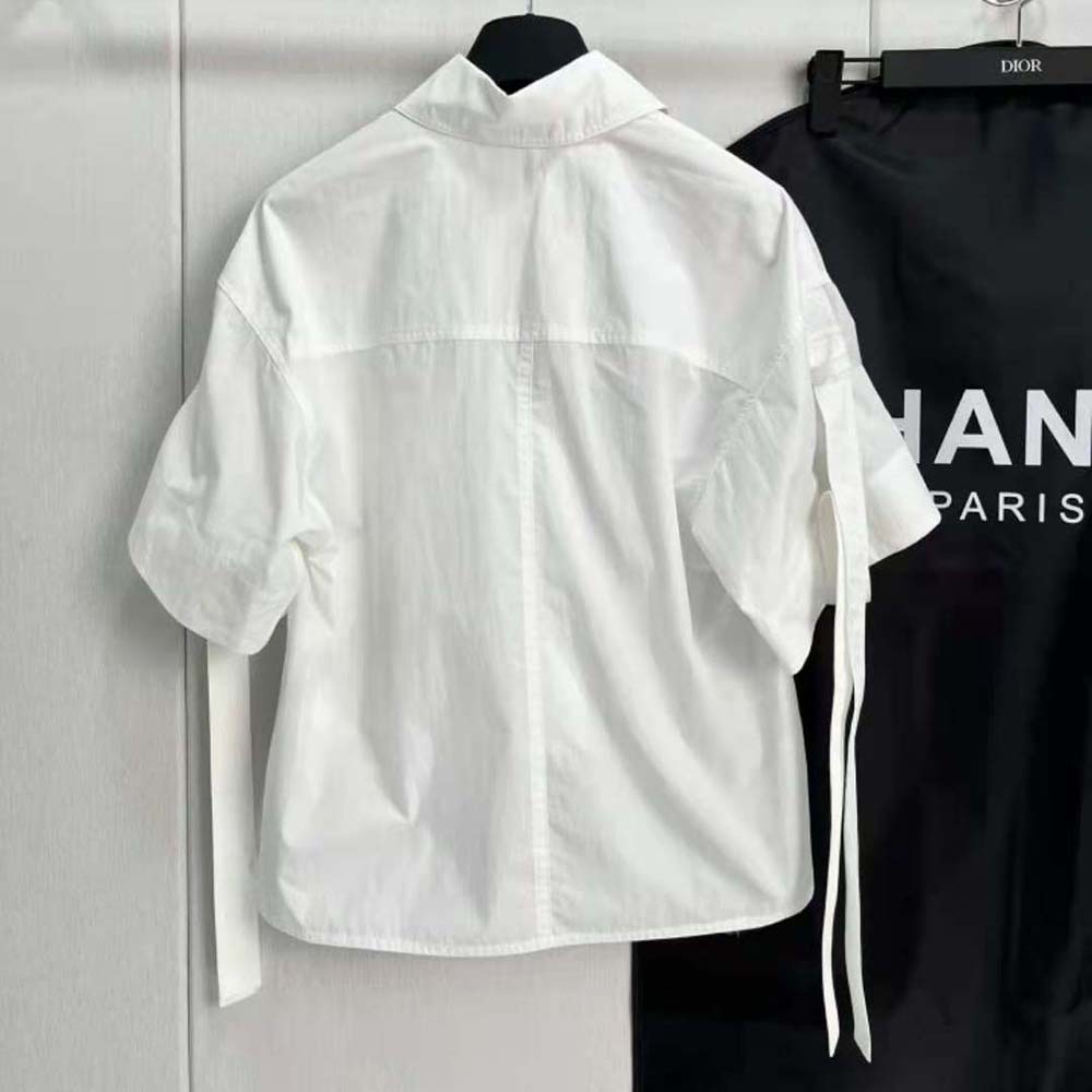 Side angle showing cropped silhouette of Loewe Women Workwear Shirt