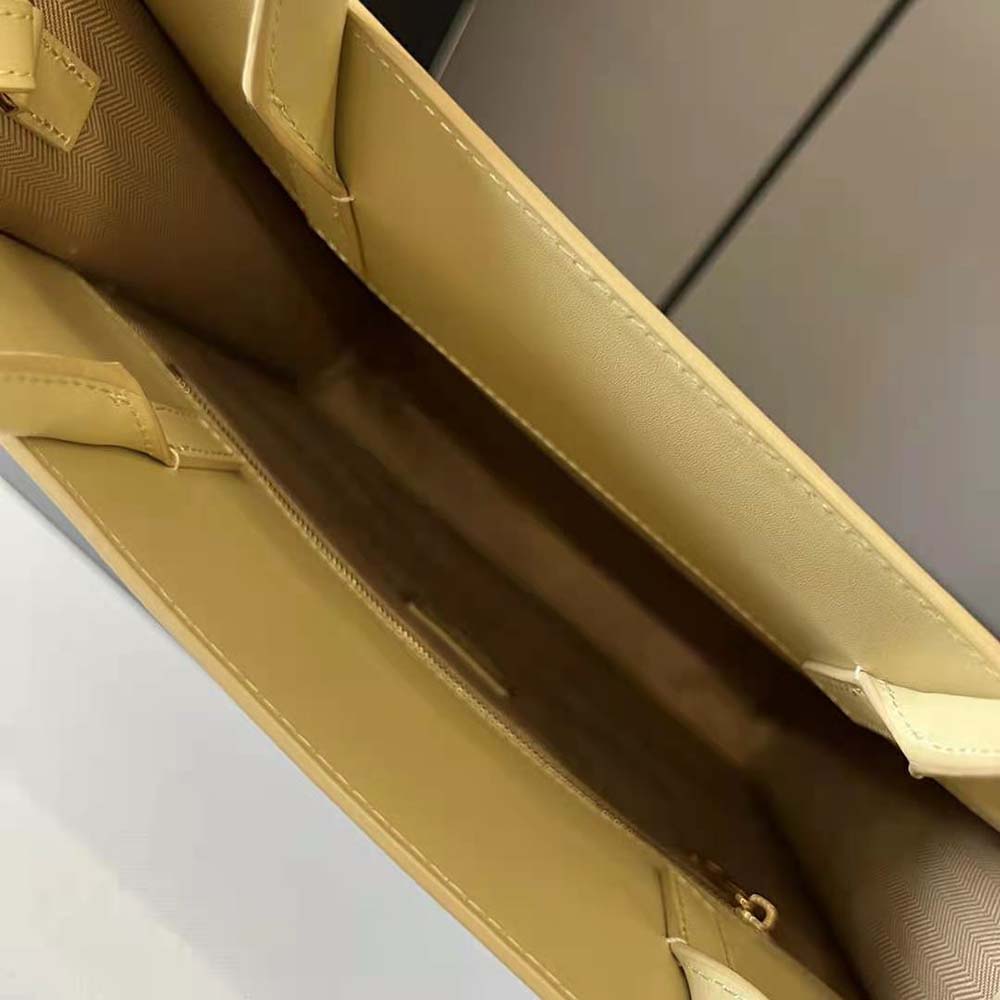 Loewe Women LOEWE Standard A4 Tote in Sleek Calfskin-Gold - image 8
