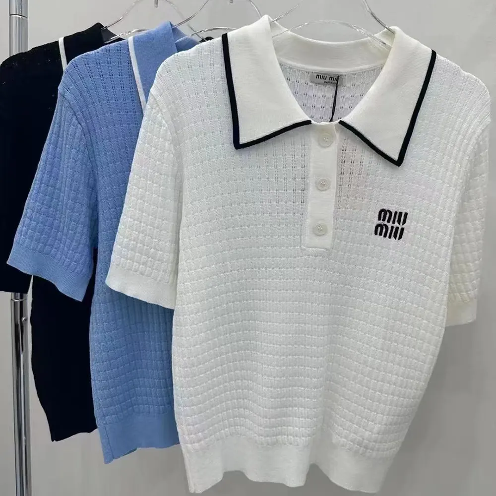 Close-up detail of intarsia logo on Miu Miu Women Knit Cotton Polo Shirt