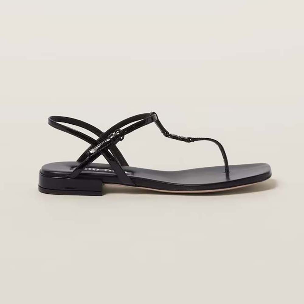 Side view of Miu Miu Women Patent Thong Sandals with Metal Lettering Logo-Black