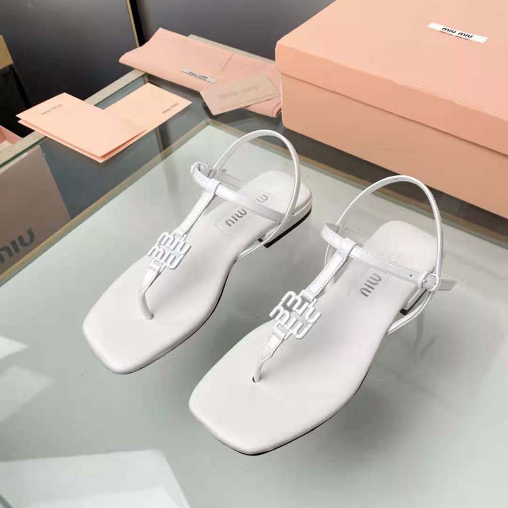 Miu Miu Women Patent Thong Sandals with Metal Lettering Logo-White - image 4