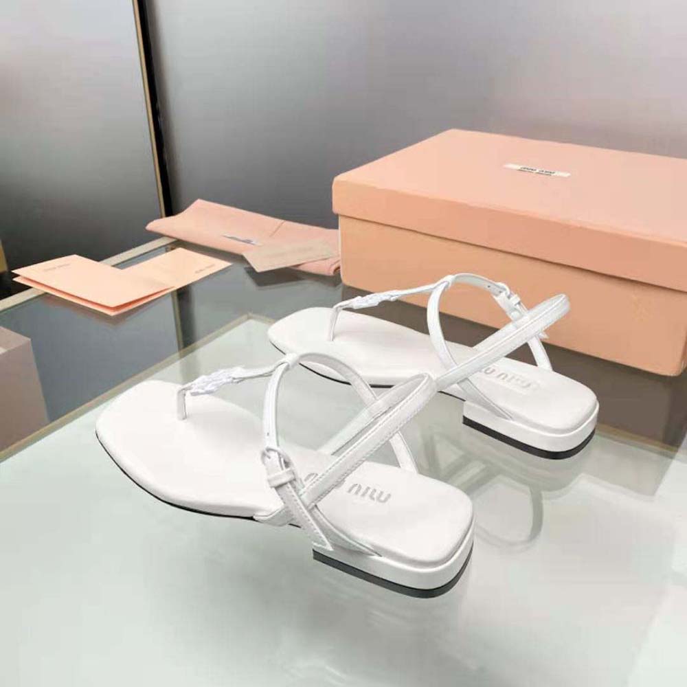 Miu Miu Women Patent Thong Sandals with Metal Lettering Logo-White - image 5