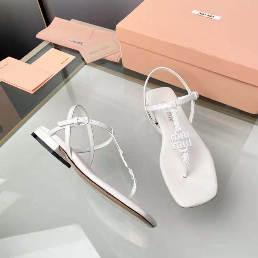 Miu Miu Women Patent Thong Sandals with Metal Lettering Logo-White - image 9