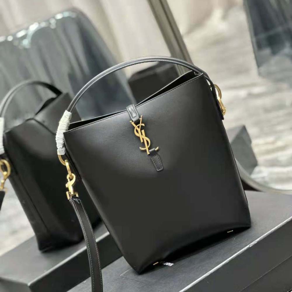 Side profile showing silhouette of Saint Laurent YSL Women Le 37 bag