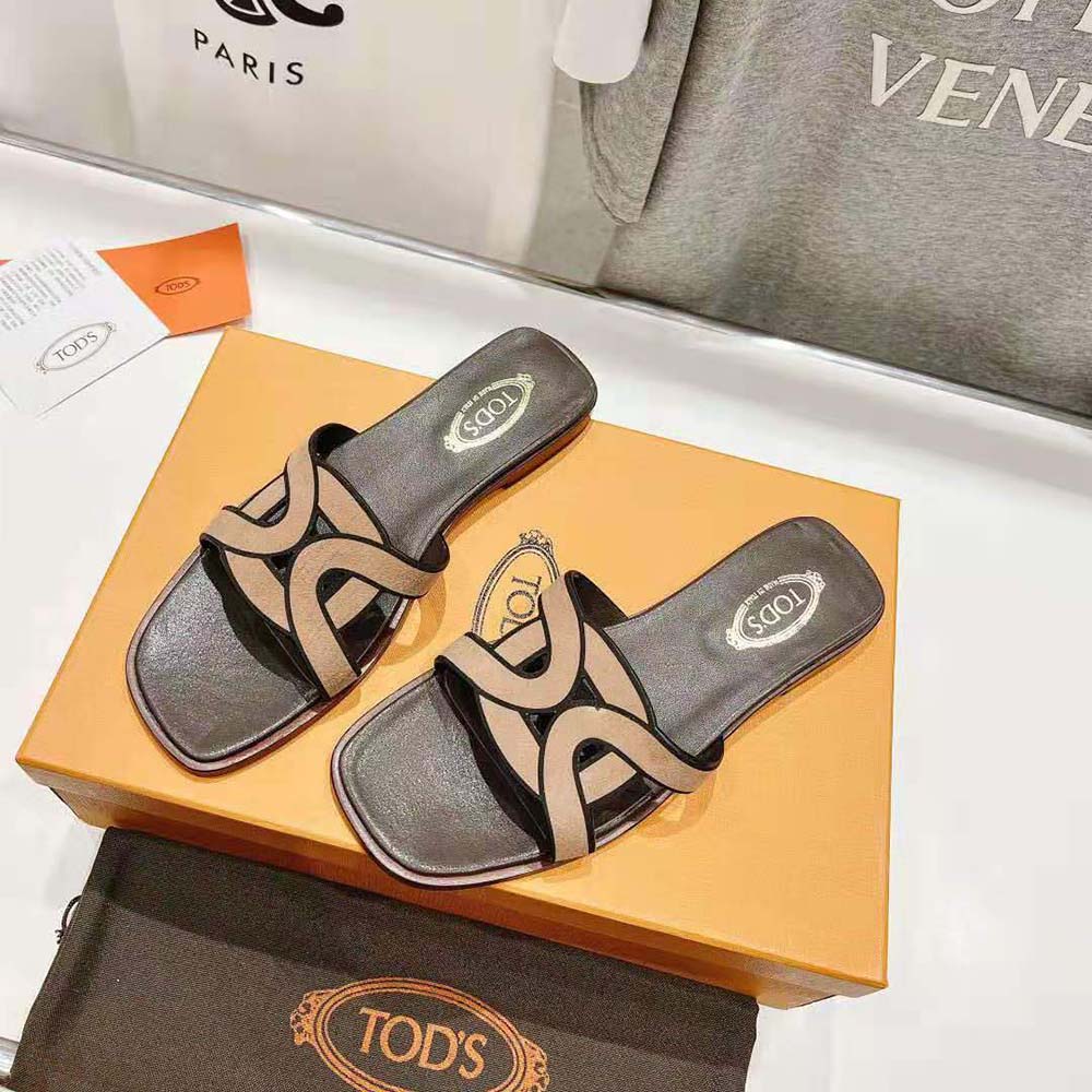TODS Women Sandals in Leather-Beige - image 4