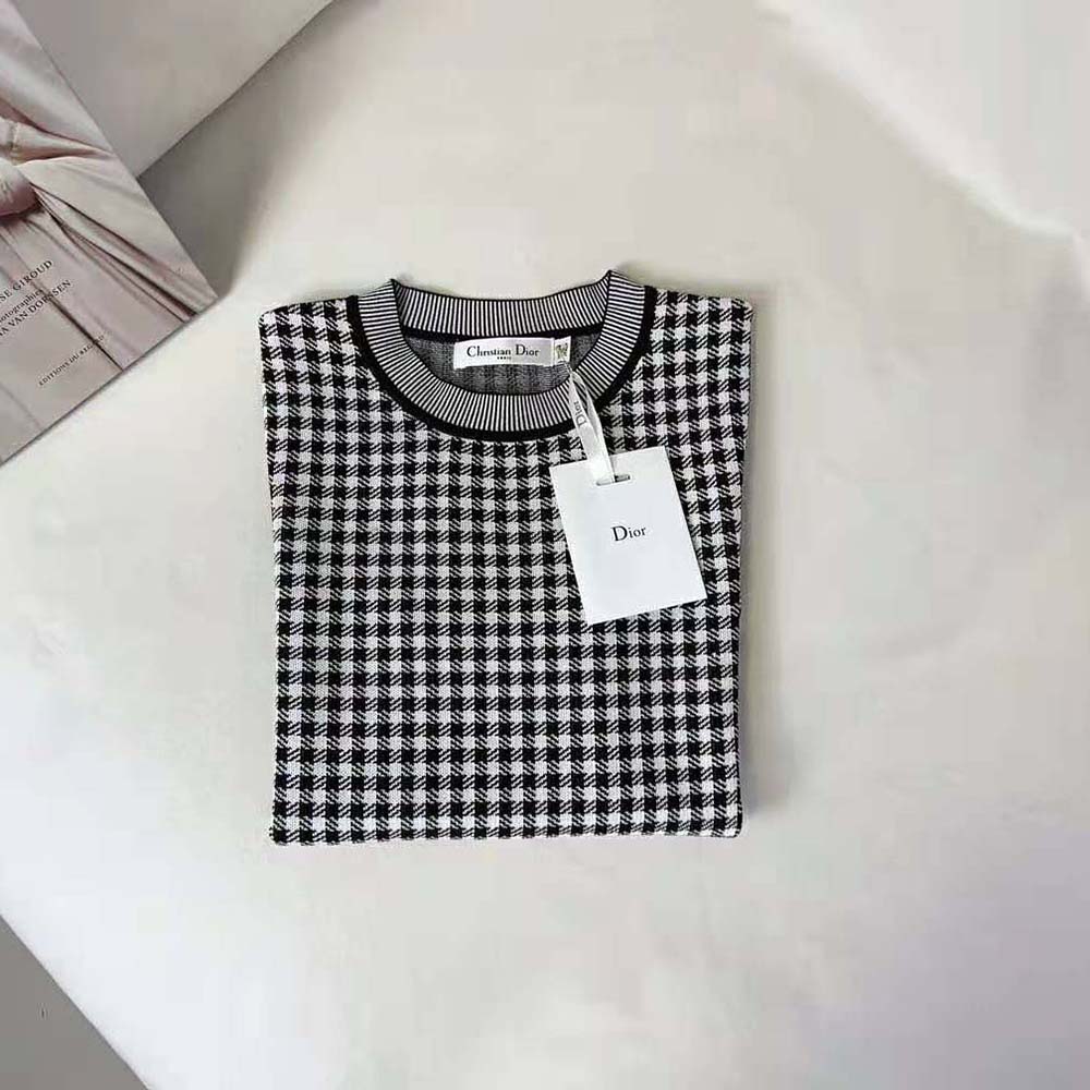 Close-up detail of cashmere and silk blend knit on Dior short-sleeved sweater