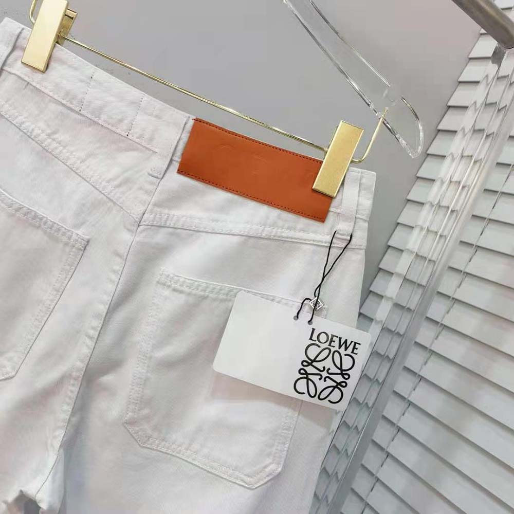 Loewe Women Fisherman Turn up Jeans in Denim-White - image 6