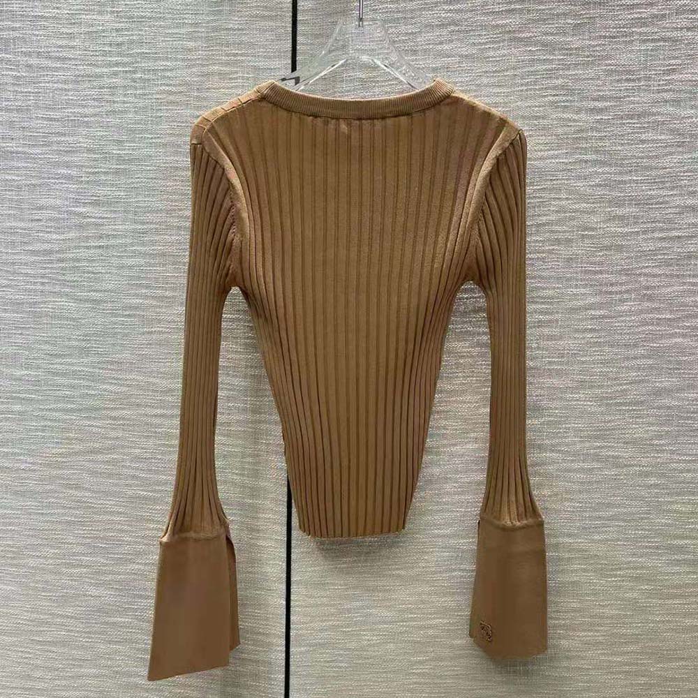 Side angle showing slim fit of Loewe Women Long Sleeve Top