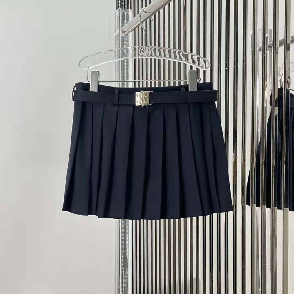 Close-up detail of pleats on Miu Miu Women Pleated Batavia Miniskirt