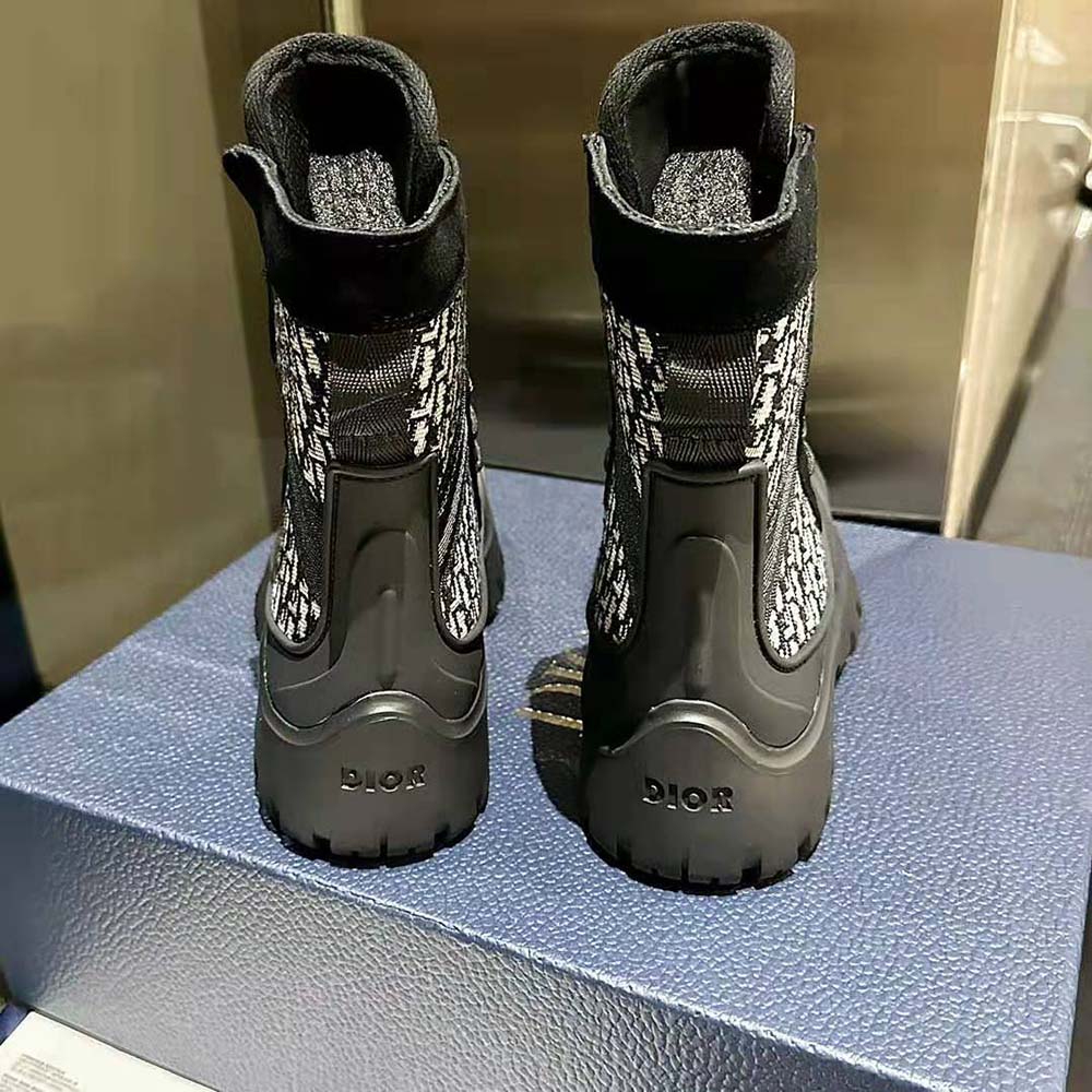 Dior Men Garden Lace-up Boot Beige and Black Dior Oblique Jacquard and Black Rubber - image 9