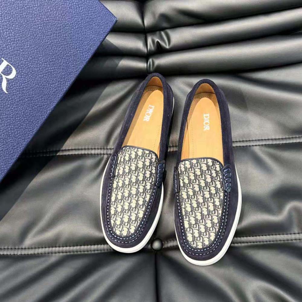 Close-up detail of beige and black Dior Oblique jacquard on Dior Men Granville Loafer