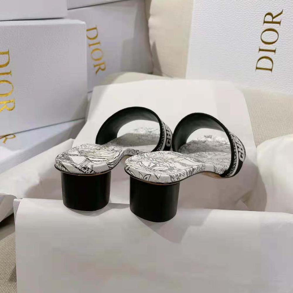 Dior Women Dway Heeled Slide White and Black Embroidered Cotton with Toile de Jouy Voyage Motif - image 9
