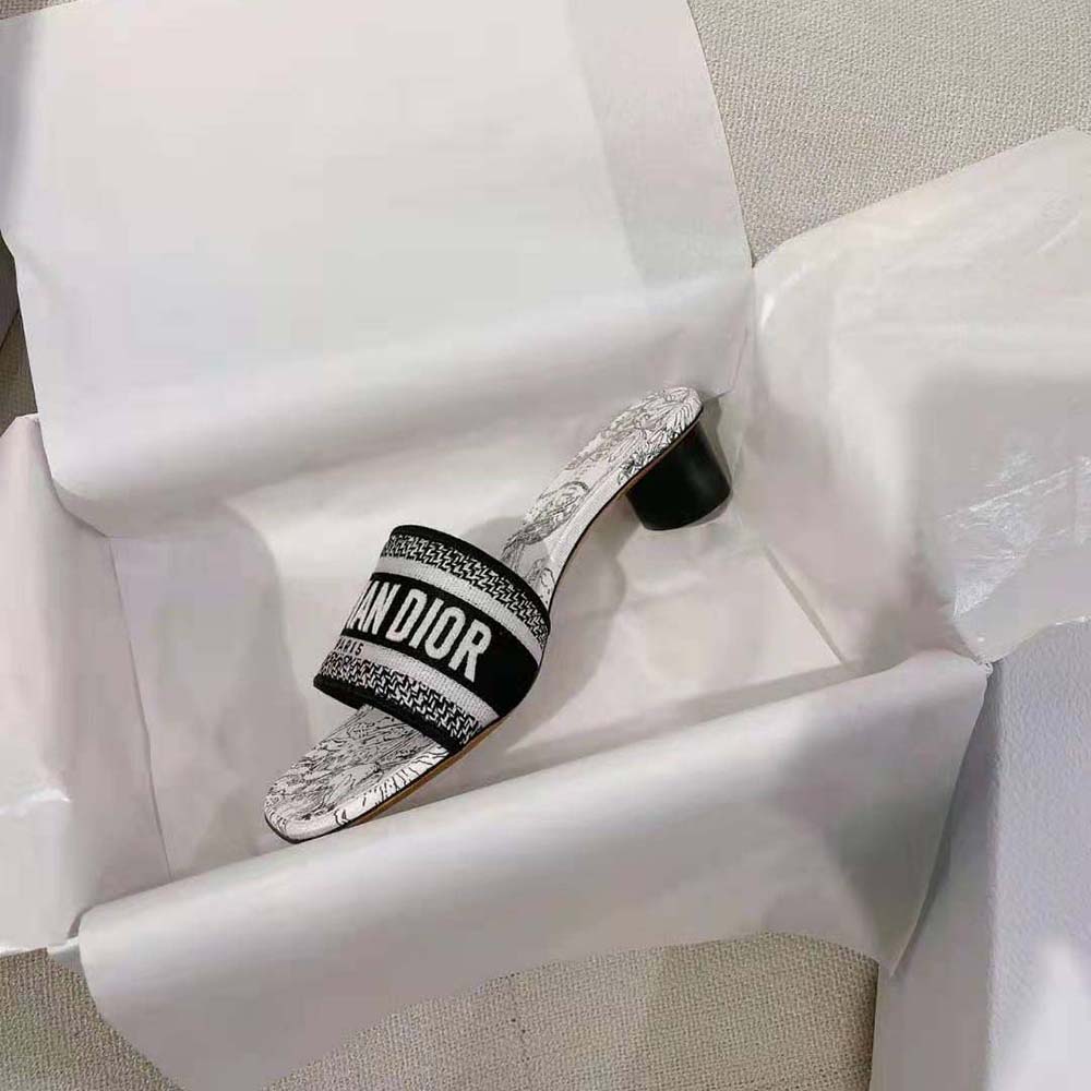 Dior Women Dway Heeled Slide White and Black Embroidered Cotton with Toile de Jouy Voyage Motif - image 8