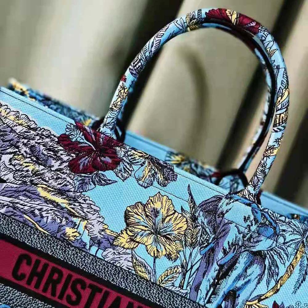 Dior Women Large Dior Book Tote Celestial Blue Multicolor Toile de Jouy Voyage Embroidery - image 7