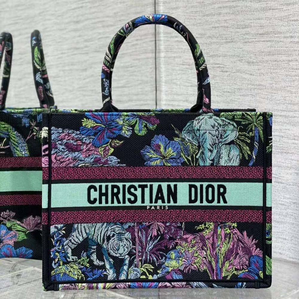 Close-up on blue multicolor embroidery detail of Dior Women Medium Dior Book Tote