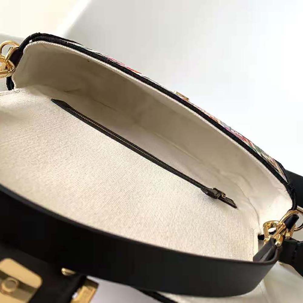 Fendi Women Baguette Chinese Valentine’s Day Limited Edition Bag - image 9