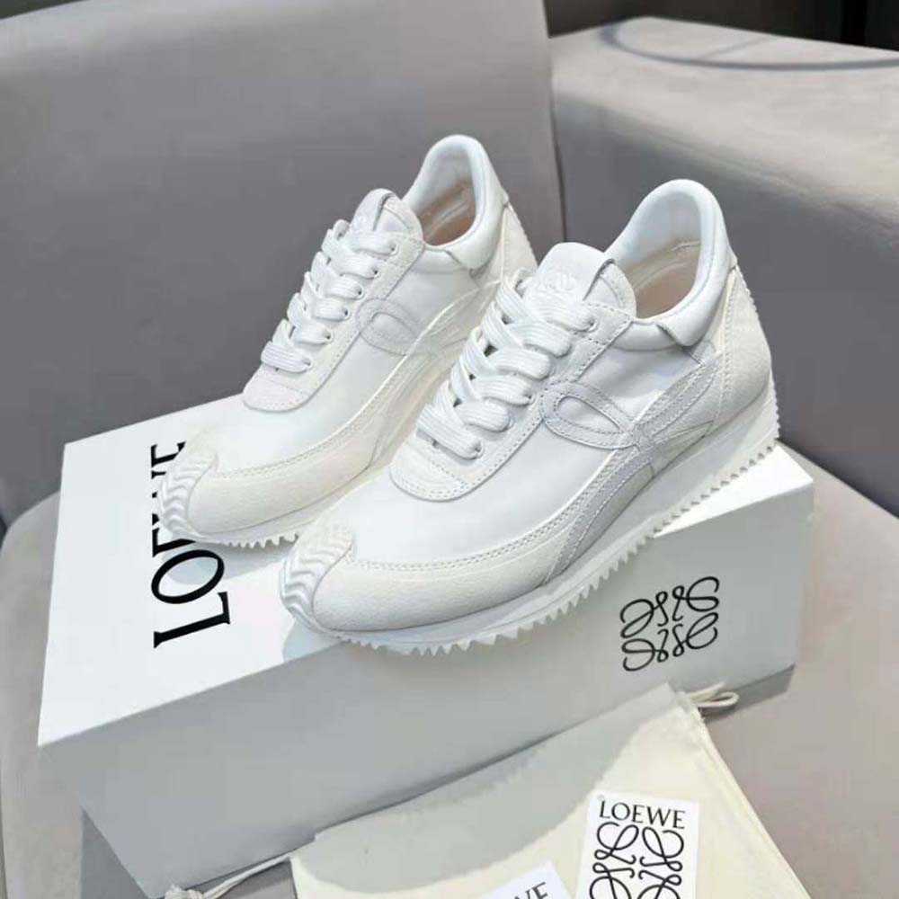 Loewe Unisex Flow Runner in Calfskin-White - image 4