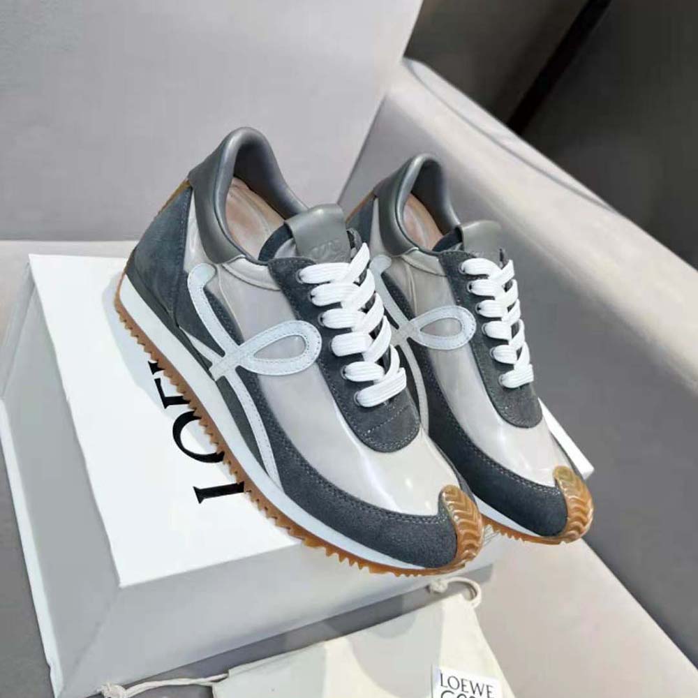 Overhead shot of Loewe Unisex Flow Runner showing low-top silhouette