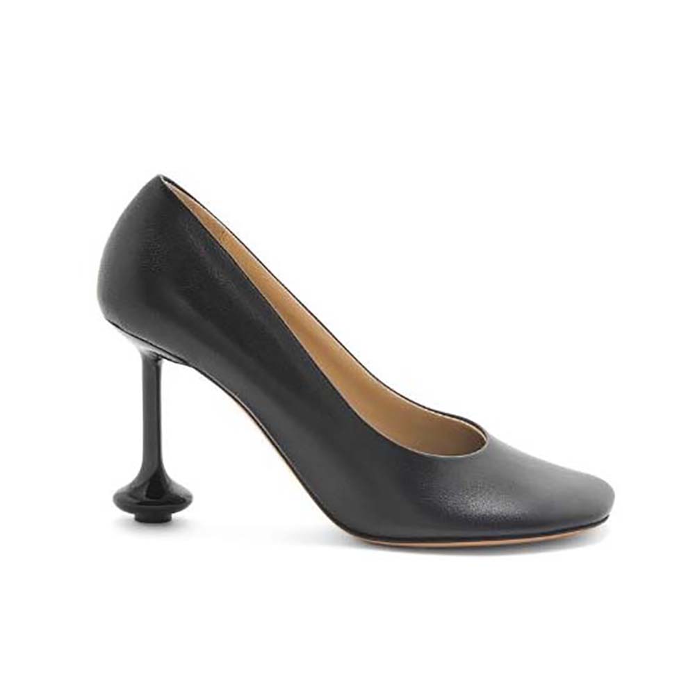 Side profile of Loewe Women Toy Pump in Goatskin-Black showing silhouette
