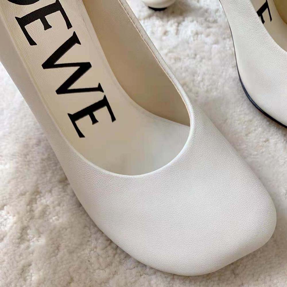 Loewe Women Toy Pump in Goatskin-White - image 6