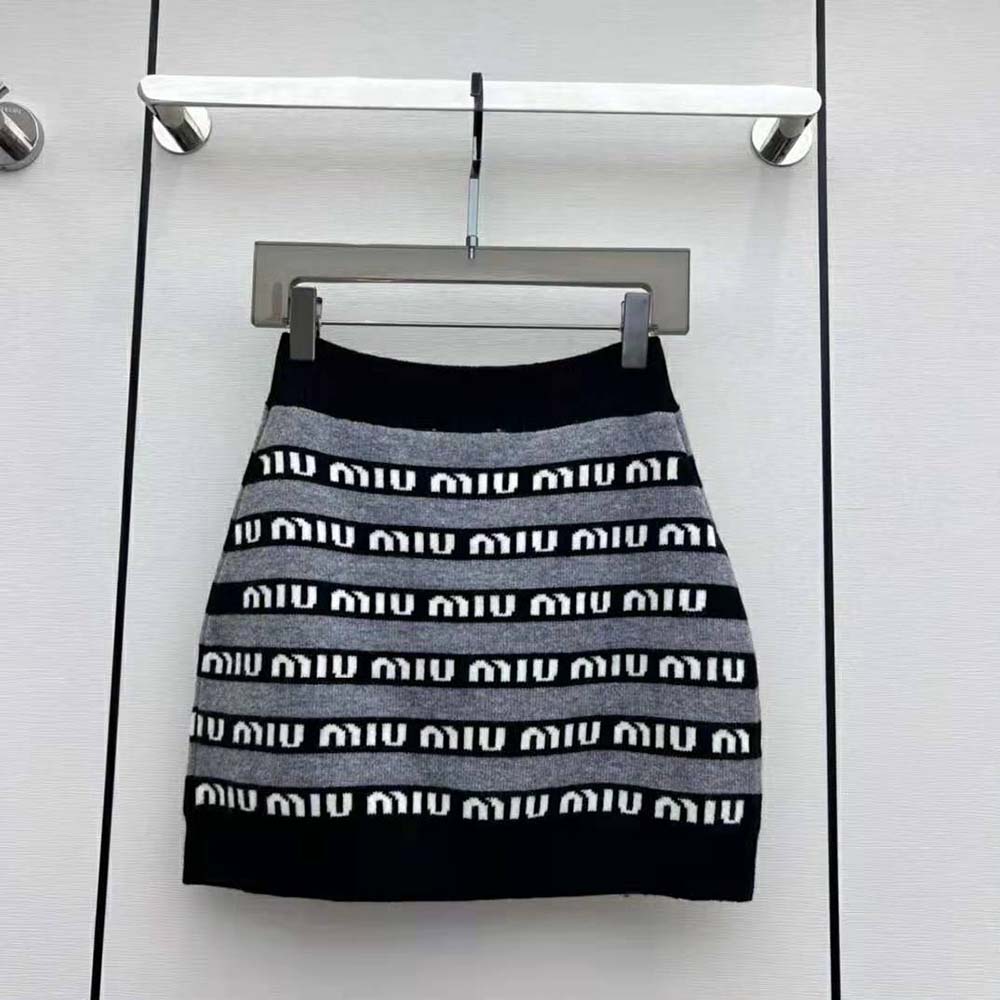 Side silhouette of Miu Miu Women Wool Skirt with A-line shape