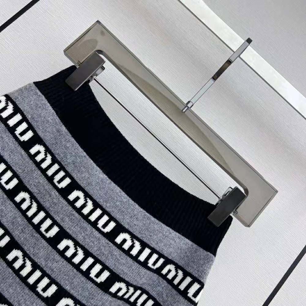 Miu Miu Women Wool Skirt witn Jacquard Logo-Black - image 4