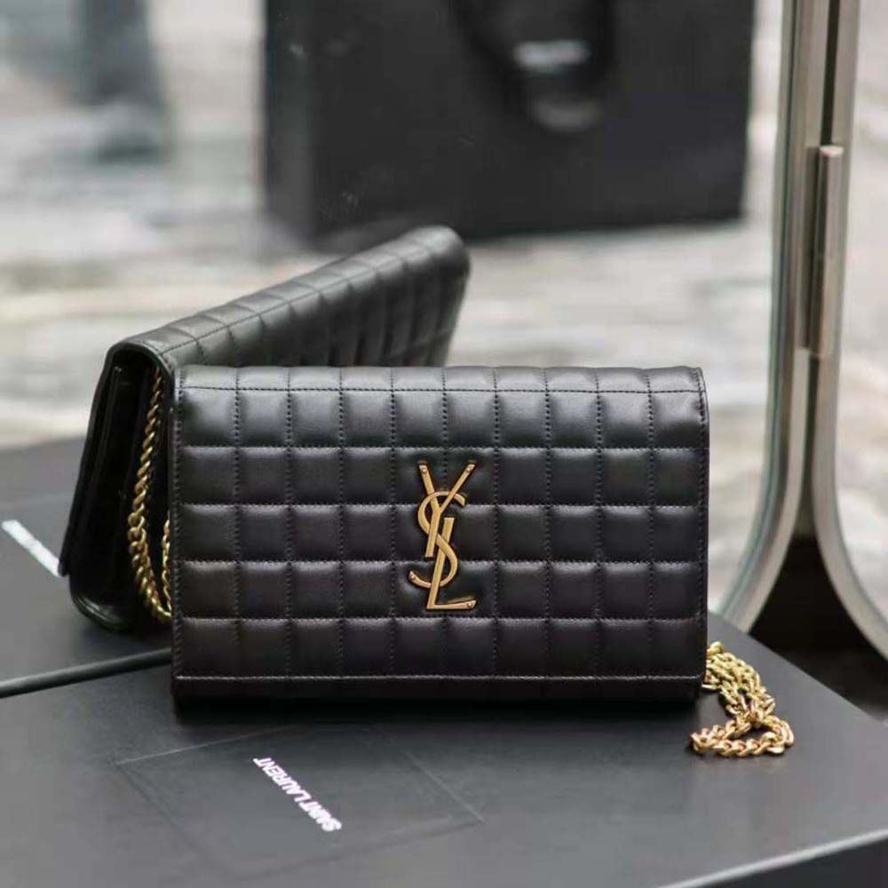 Close-up of gold-tone YSL chain hardware on Le Maillon quilted leather bag