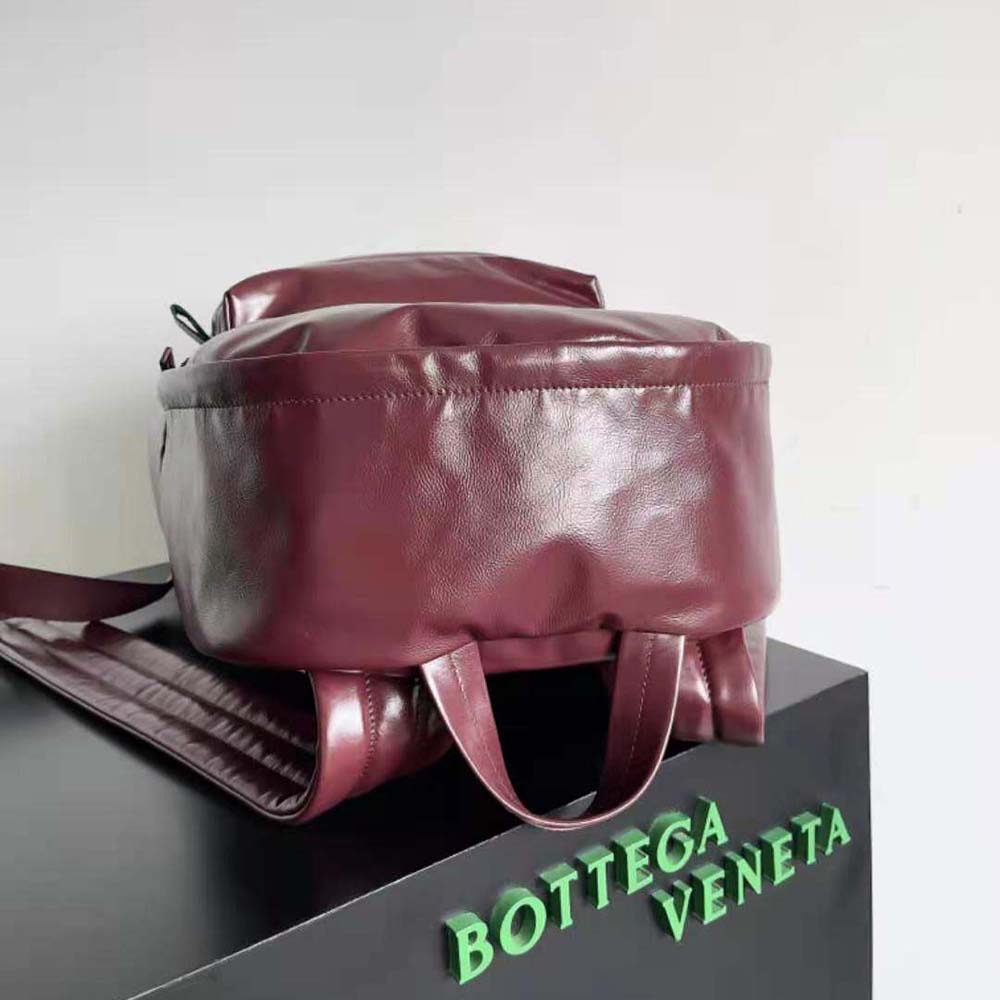 Bottega Veneta Men Medium Archetype Backpack Crafted from Supple Lambskin Leather-Maroon - image 5
