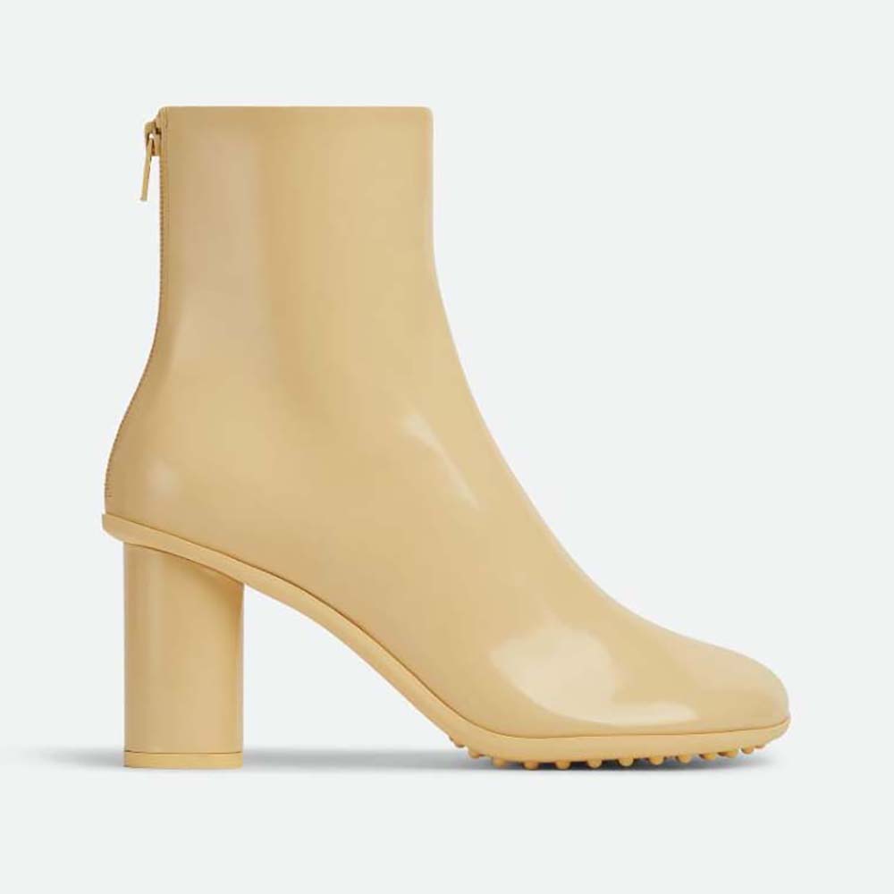Side view of Bottega Veneta Women Atomic Ankle Boot-Beige showing silhouette