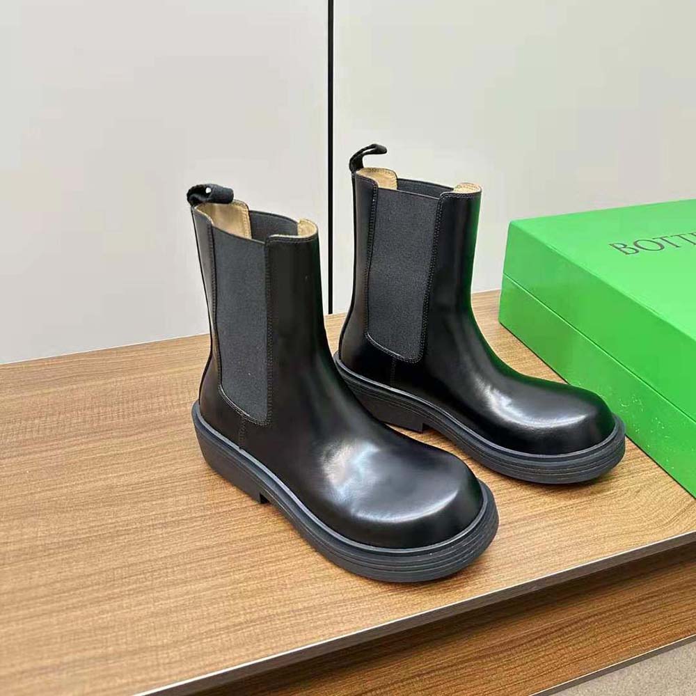 Rear angle showing sole and heel of Bottega Veneta Fireman Chelsea boot