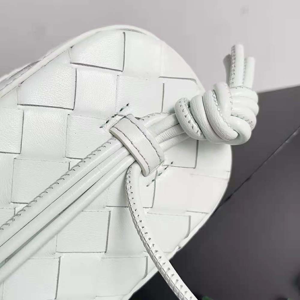 Bottega Veneta Women Mini Intrecciato Leather Vanity Case with Cross-Body Strap-White - image 7