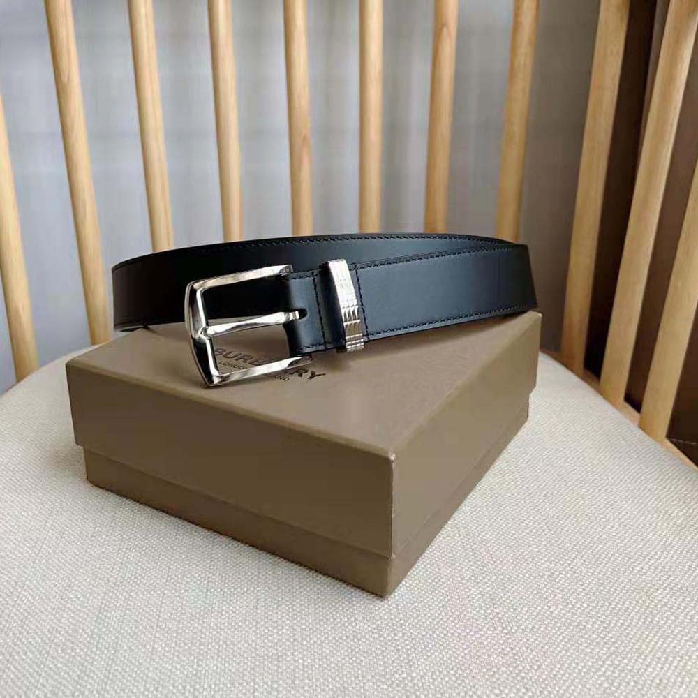 Side angle of Burberry Men Check and Leather Belt highlighting adjustable holes