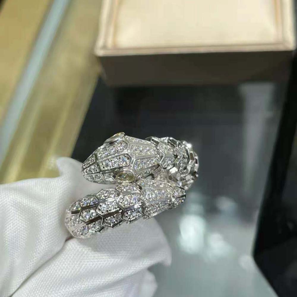 Side view of Bvlgari Women Serpenti 18 kt White Gold Ring Set-Green green accents