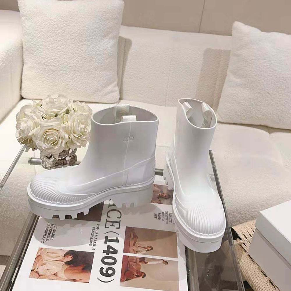 Top view of Chloe Women Raina Rain Boot-White highlighting smooth white rubber finish