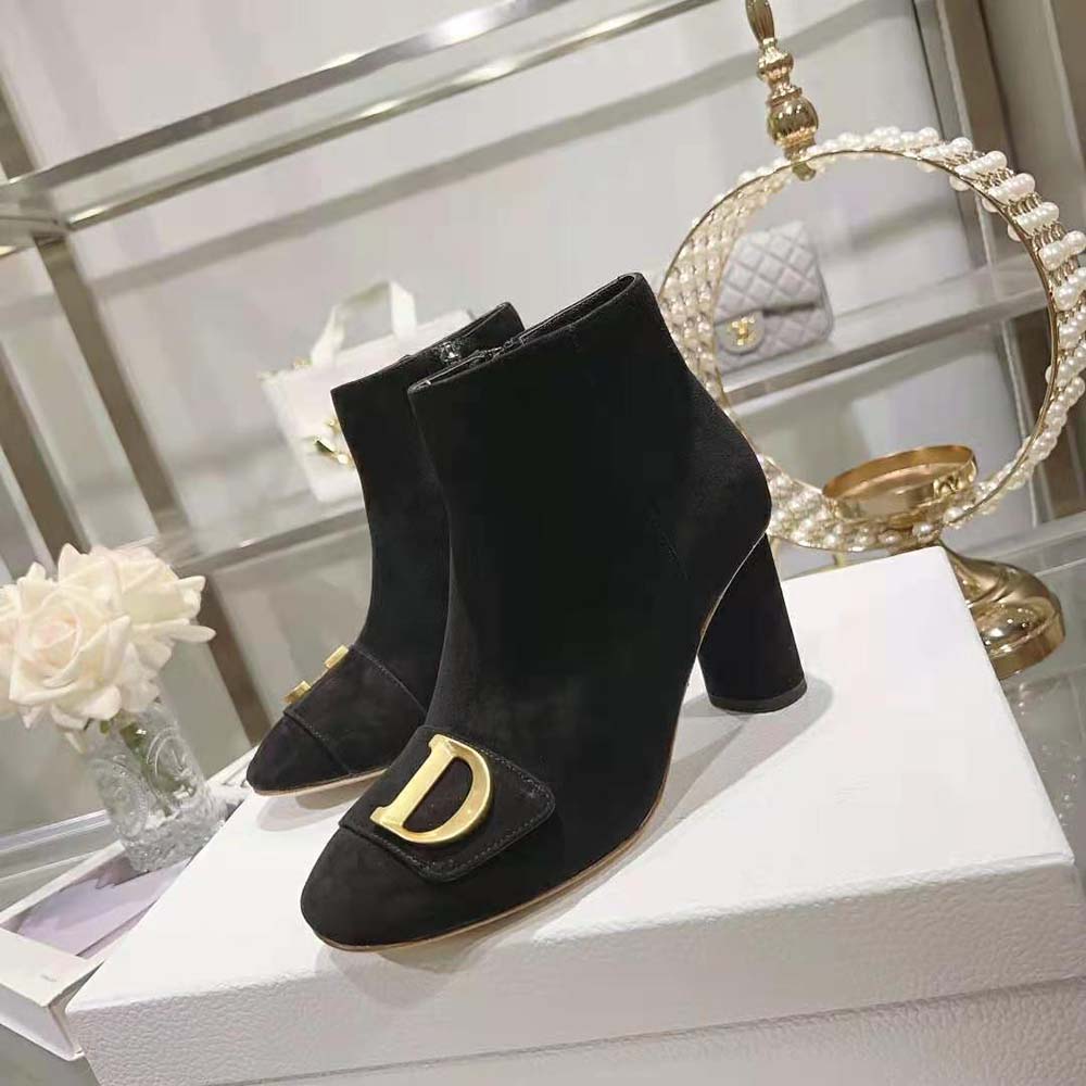 Rear angle showing heel height and zipper closure of Dior Women C’est Dior boot